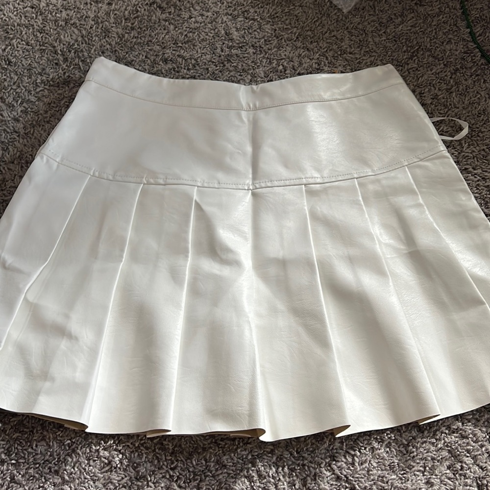 shein leather pleaded skirt!